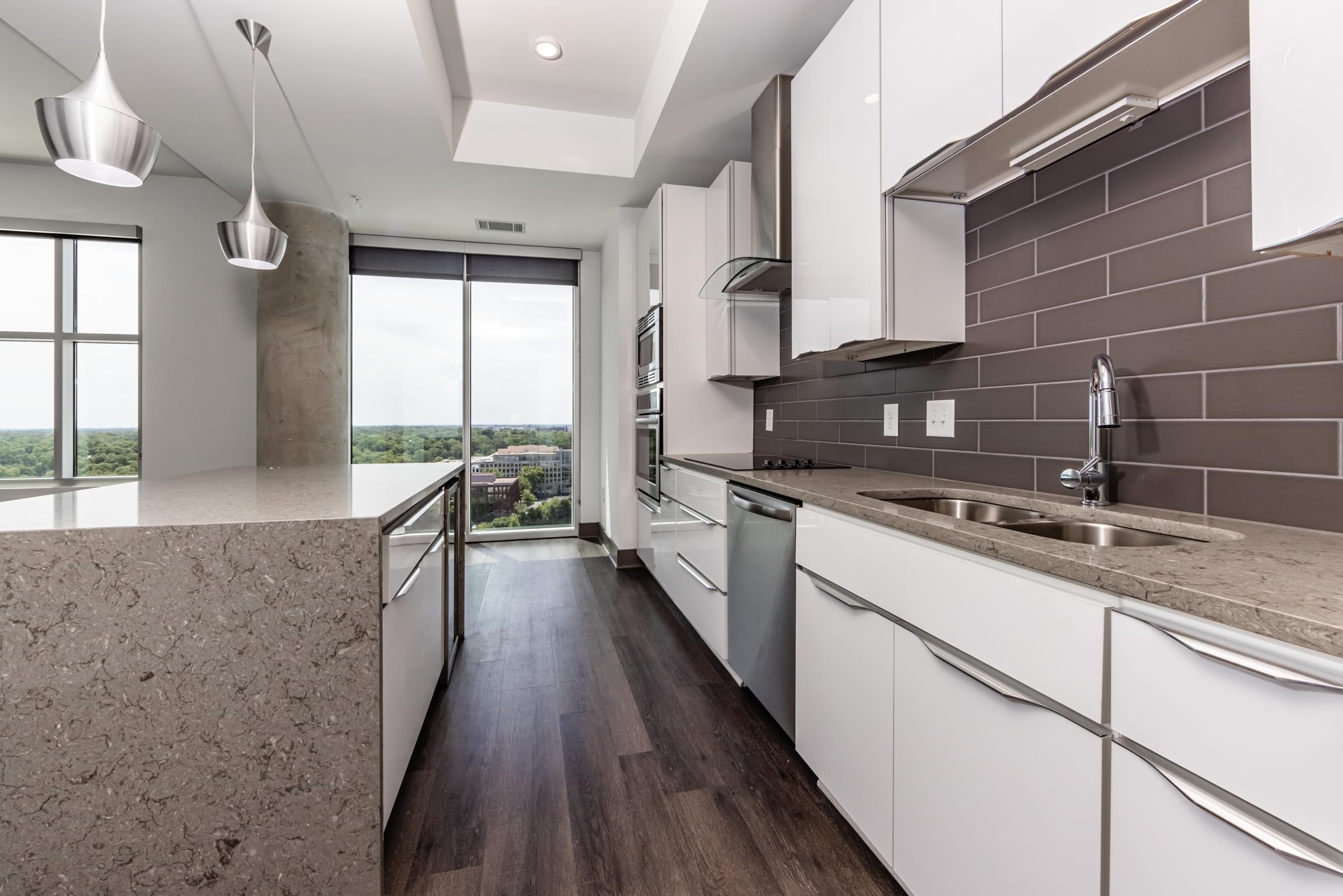 1 Bed, 1 Bath (Sidecar Floor Plan)