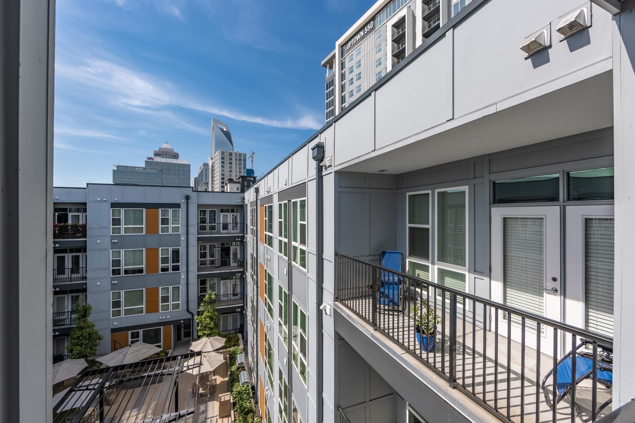 2 Bed, 2 Bath (2L-C Floor Plan)