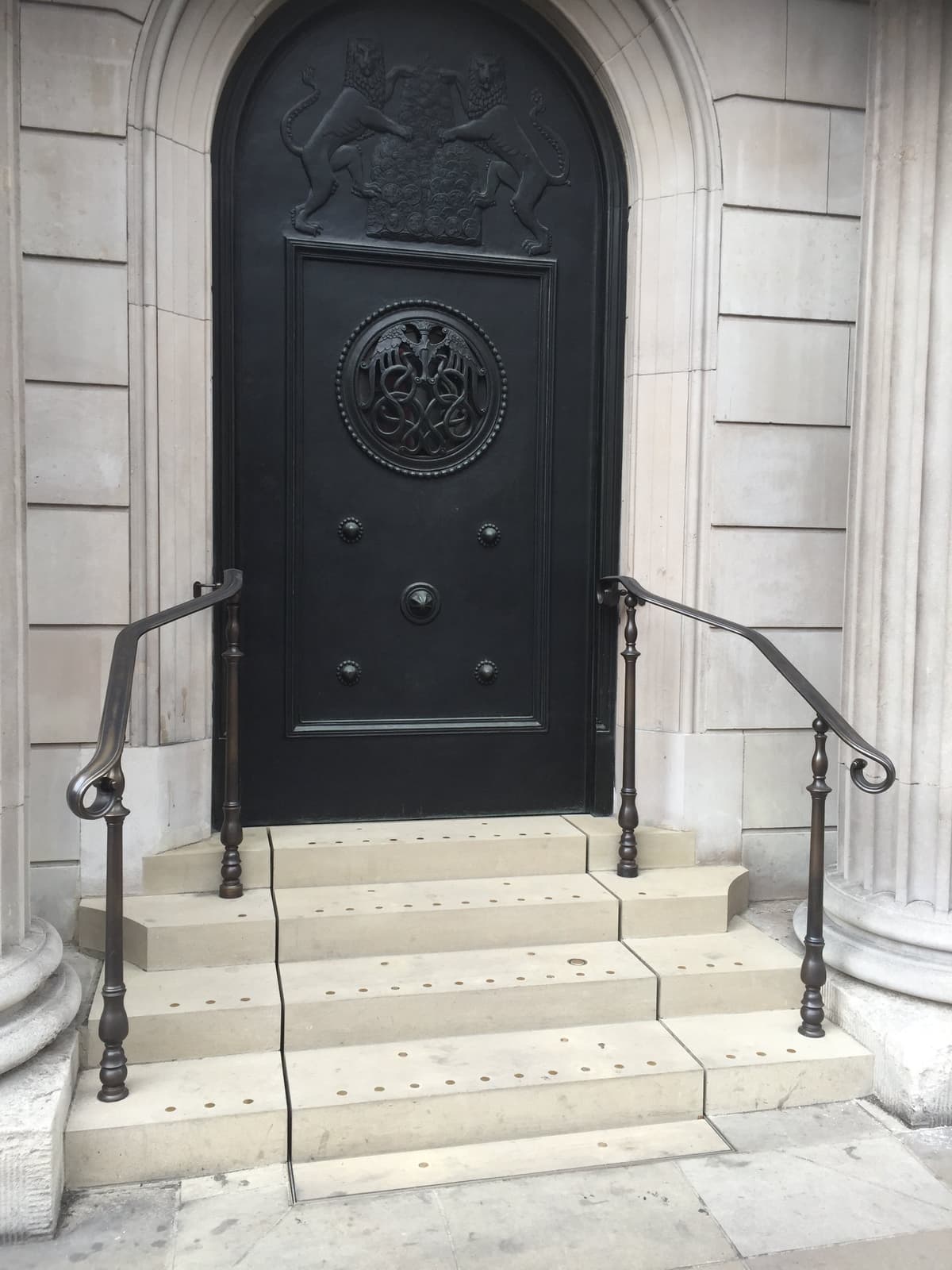 Bank of England Access Lift