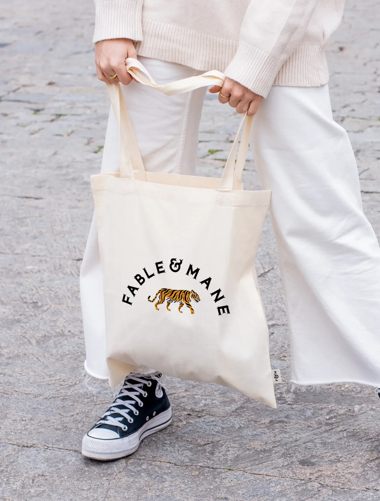 15 TOTE Portrait