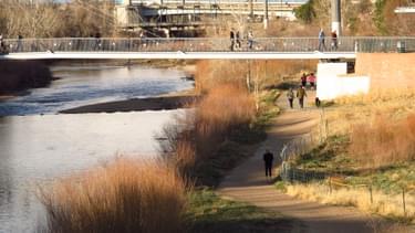 Greenways make a powerful contribution to efforts to create more healthy and liveable cities (Denver, Colorado); photo by Stuart Macdonald