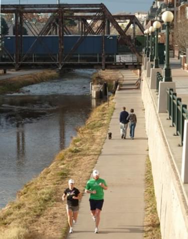 CHERRY CREEK TRAIL THROUGH DOWNTOWN DENVER NEAR THE CONFLUENCE WITH THE PLATTE RIVER GREENWAY