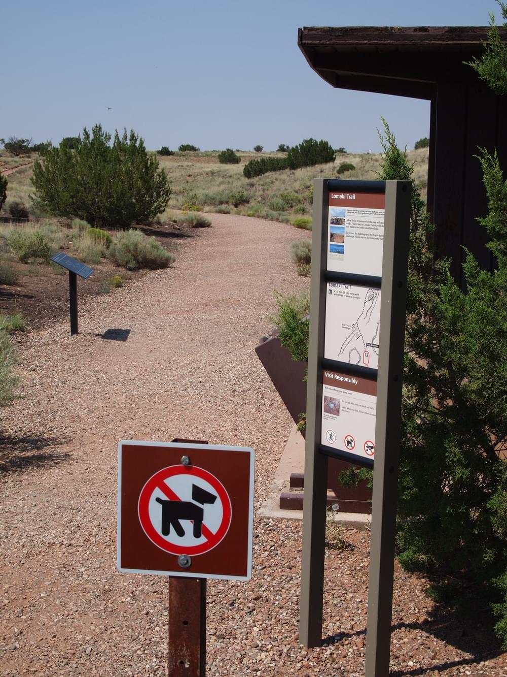 Lomaki Wupatki National Monument in Arizona prohibits dogs on a trail to Indian ruins