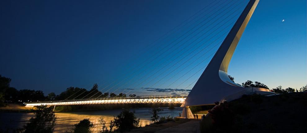 Sundial Bridge at night - MB