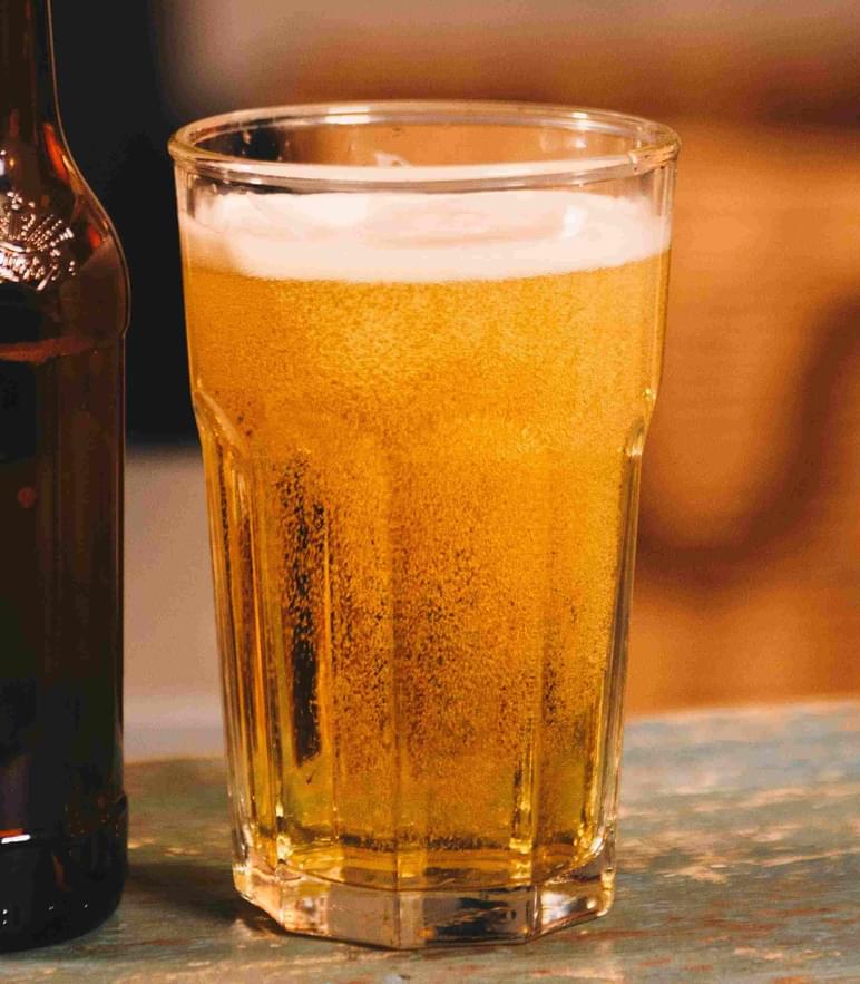 MMR Product Pack Beer Bottle Liquid Bubbles