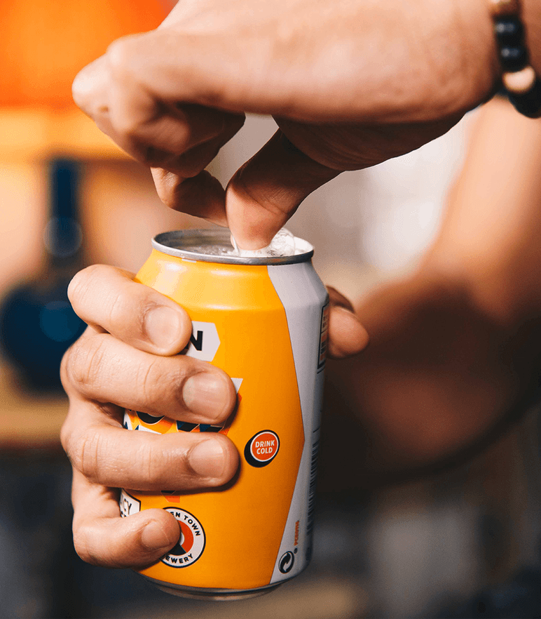 Beer can alcohol open