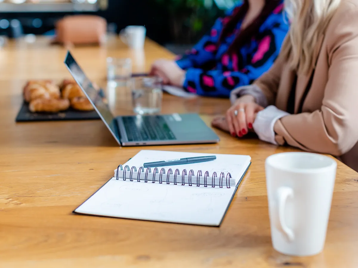 098 PLEASECREDITWHEREPOSSIBLE eddie judd brandingor Eddie Judd Photography monday clicks SOCIA Lfiles