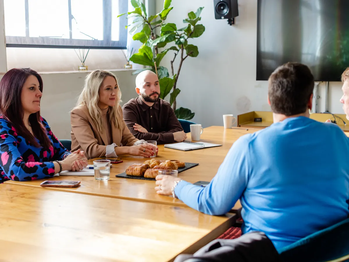 102 PLEASECREDITWHEREPOSSIBLE eddie judd brandingor Eddie Judd Photography monday clicks SOCIA Lfiles