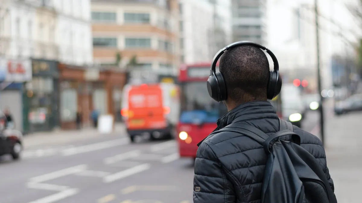 Benefits of audio blog multitasking