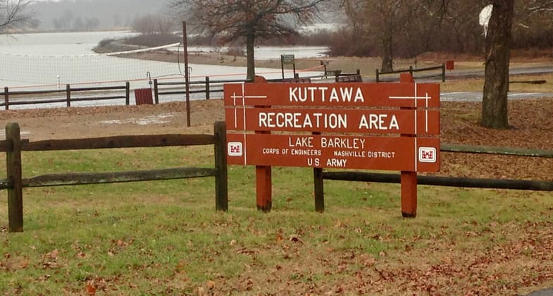 The trail is located within the (Old) Kuttawa Recreation Area at Lake Barkley. Photo by Donna Kridelbaugh & John Stone.
