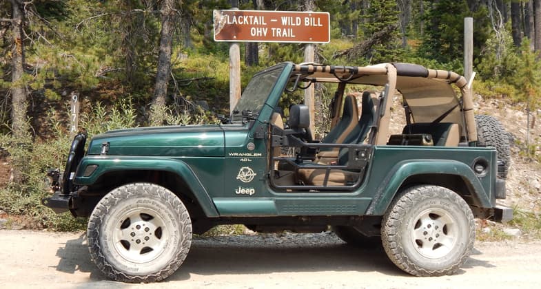 Earning a Jeep Badge of Honor for the Blacktail-Wild Bill Trail. Photo by Eric Davis.