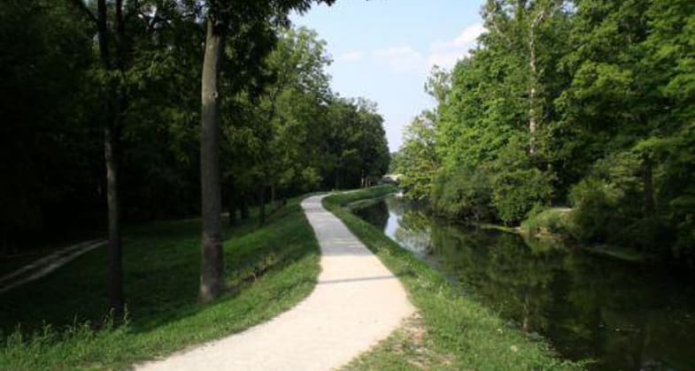 Towpath Central Canal Towpath