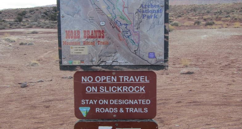 Deadman Ridge trail (Moab Brands trail system). Photo by Bill Stevens