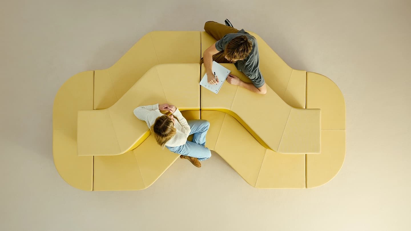 Clamber Two Tier People