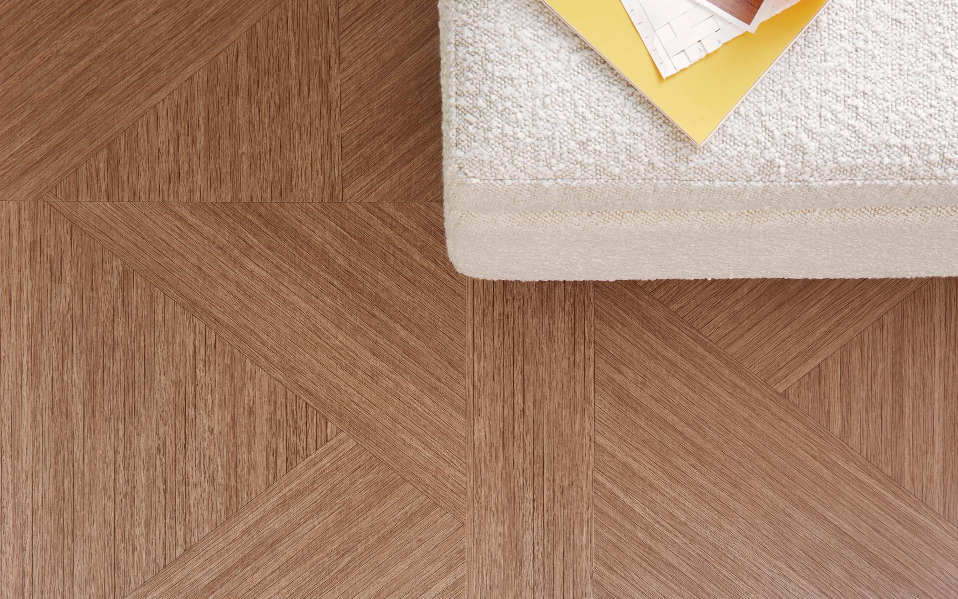 Shaw Contract Cultura LVT SILVER 1
