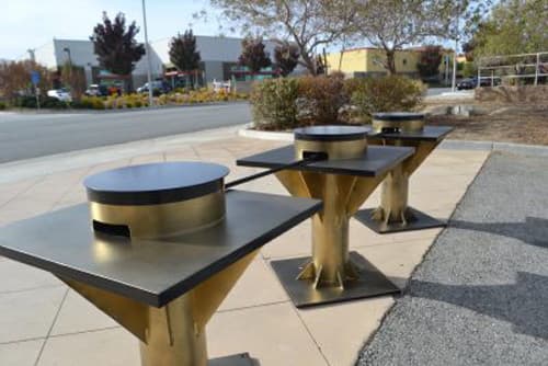 TB100 Delta Scientific Portable Bollards