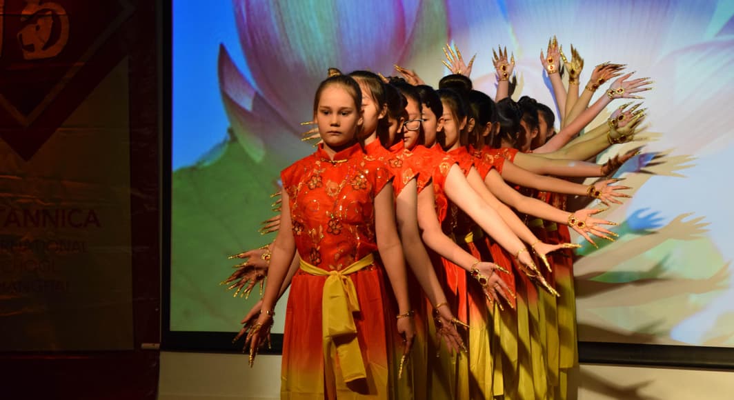 Britannica Chinese New Year 1000 Hand Kwan Yin Dance