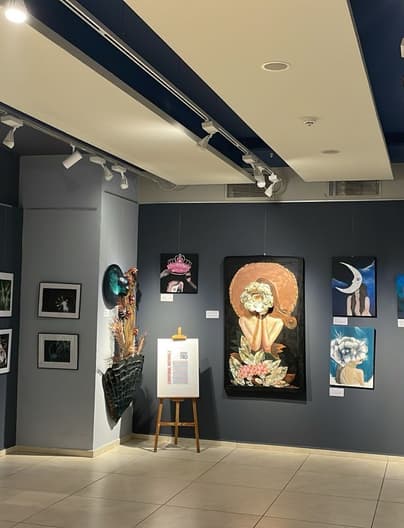 Art exhibition 3
