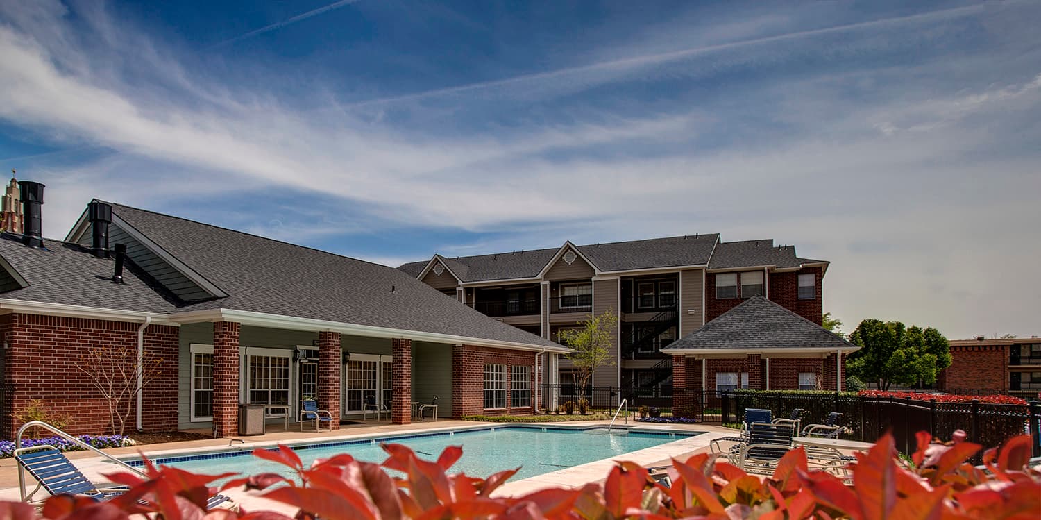 The swimming pool of Cokesbury Court student apartments at OCU.