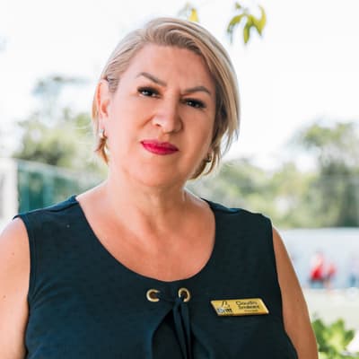 Claudia Jimenez, Principal