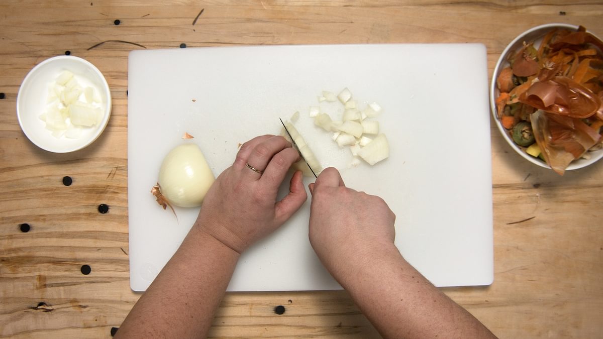 Stone soup 1 00 00 20 12 Still005