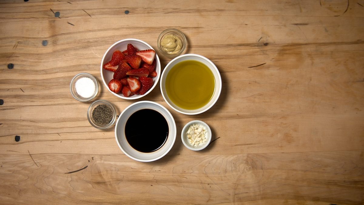 Strawberry balsamic 1 00 00 03 23 Still002