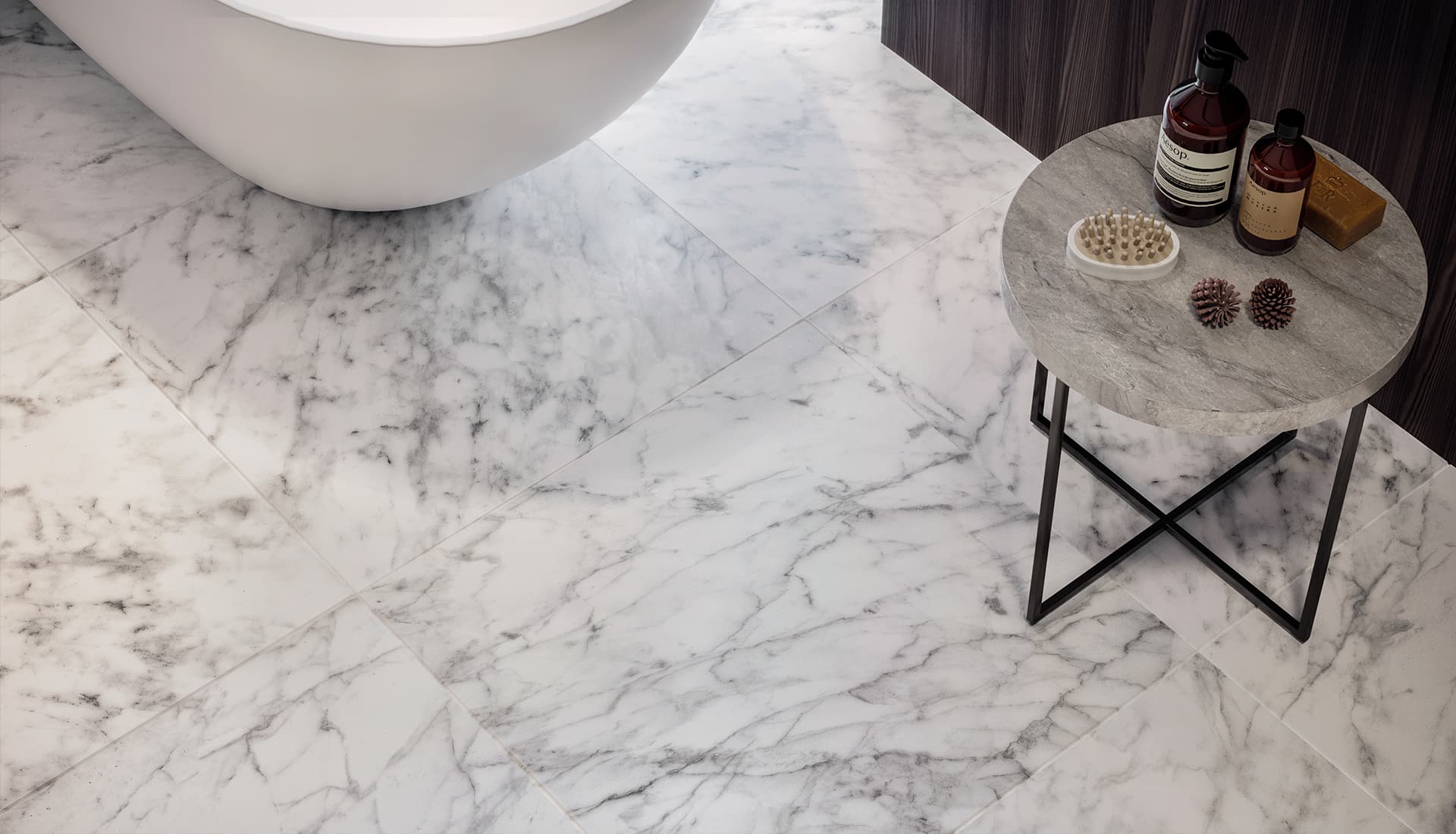 Baldosa de gres porcelánico rectificado esmaltado Plata Carrara Abisso mate de 24 x 24 in / 60 x 60 cm