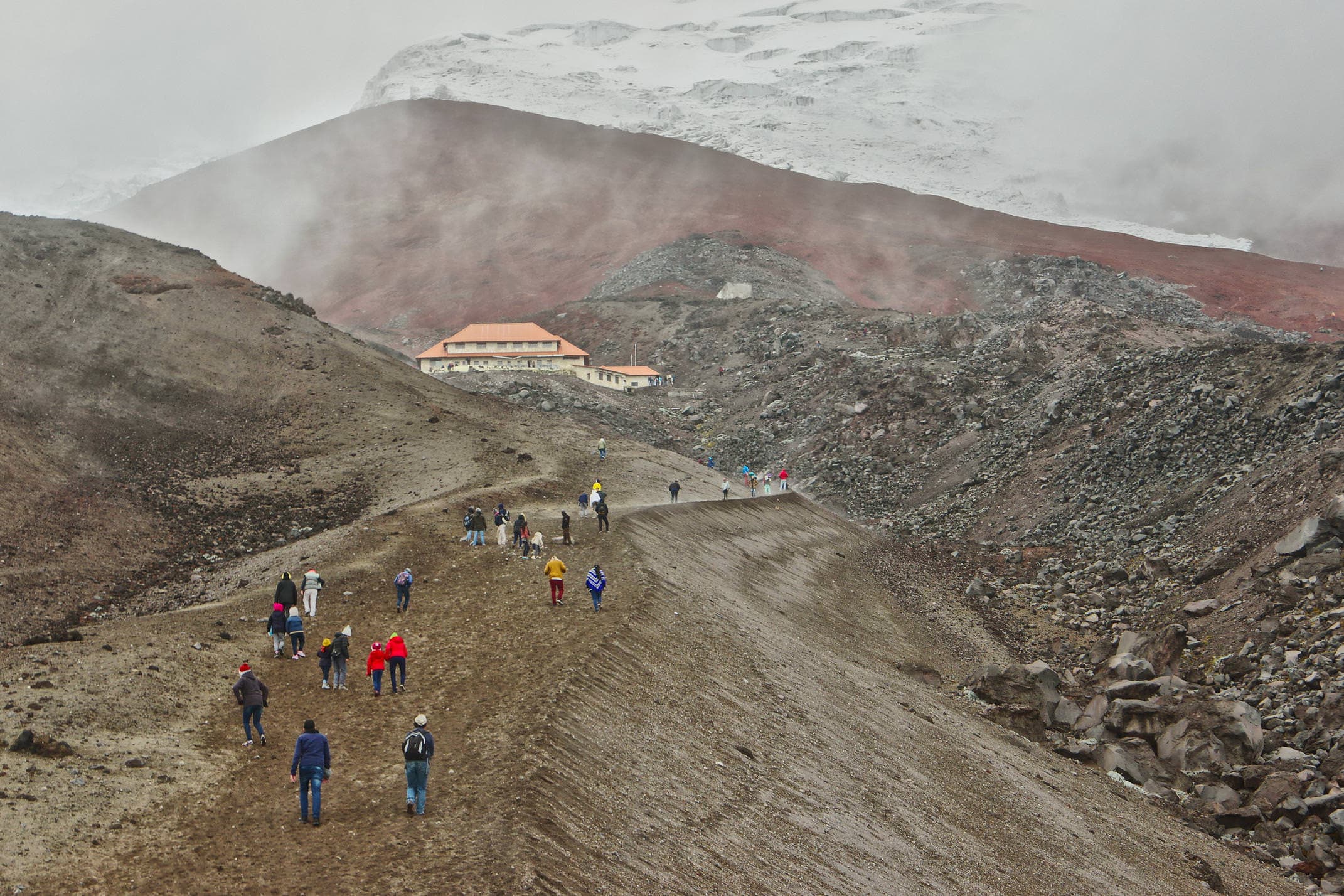 Ecuador cotopaxi hiking to refugio jose rivas chris bladon