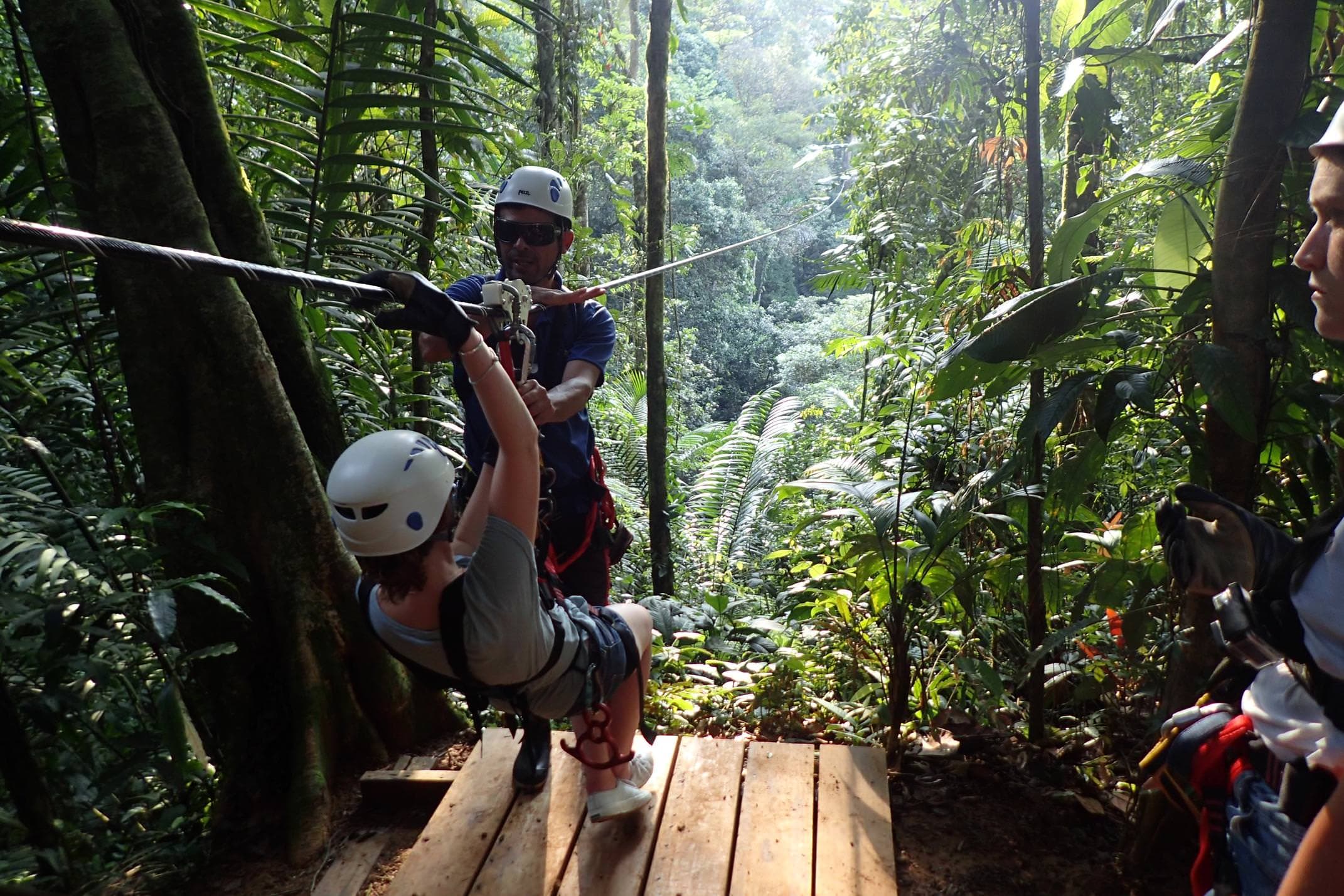 Costa rica pacuare canopy ziplining