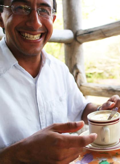 Costa rica tenorio rio perdido smiling gustavo and coffee20180829 76980 1a1j98s