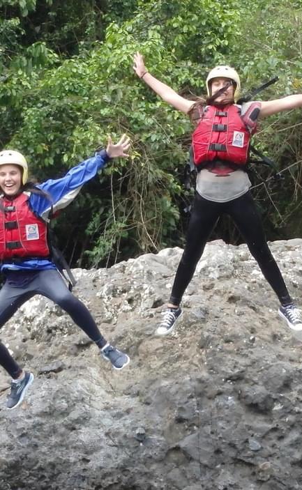canyoning in turrialba