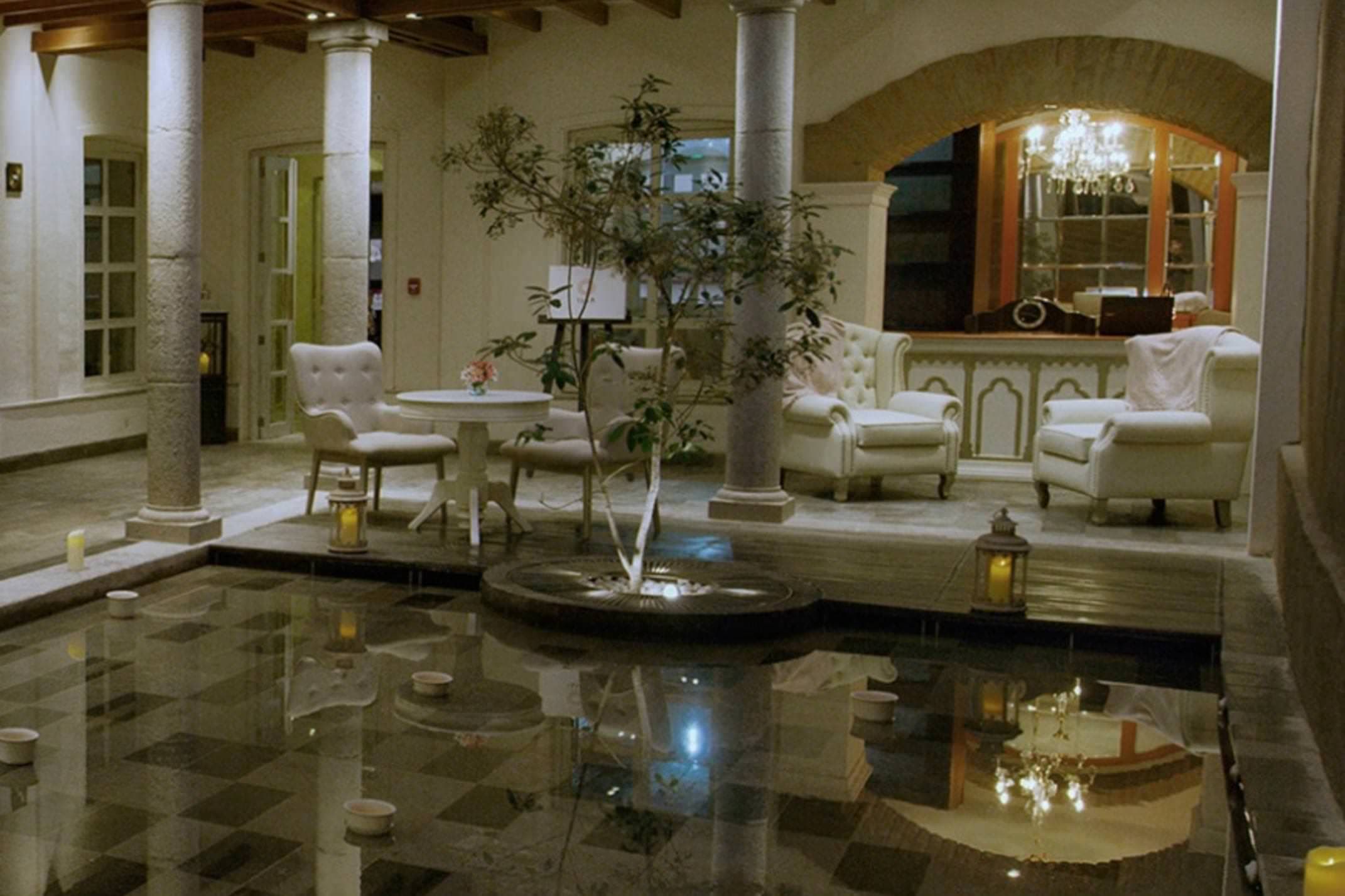 Ecuador quito illa experience hotel lobby area