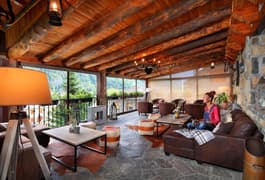 Spain pyrenees hotel mediodia lounge 2