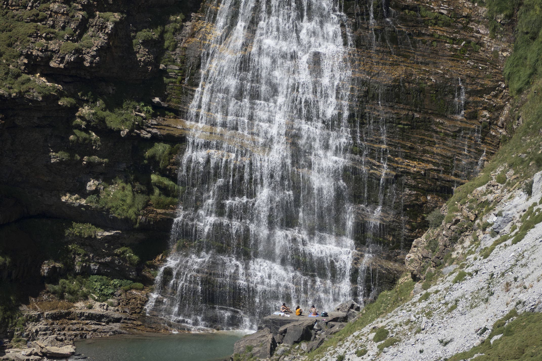 Spain pyrenees ordesa cola de caballo waterfall