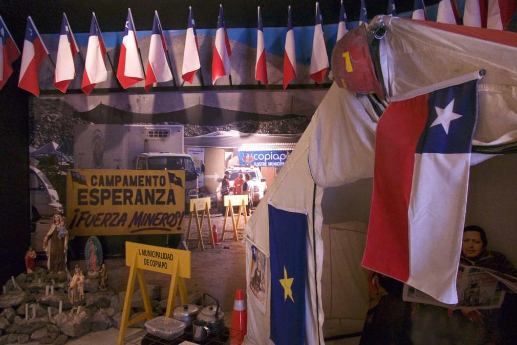 Chile winelands santa cruz museo colchagua 33 chilean flags camp esperanza20180829 76980 1rvaagg