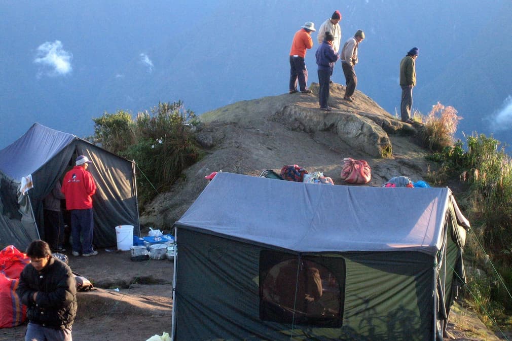 Peru inca trail to machu picchu sunrise at phuyupatamarka campsite