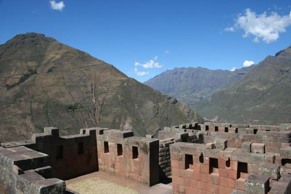 Peru sacred valley inca ruins at pisac c krudge