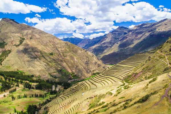 Peru sacred valley sacred valley of the incas urubamba valley it is located in the present day peruvian region of cusco 1447441741