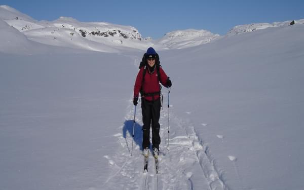 Skiing Across The Hardangervidda