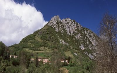 Approaching Montségur