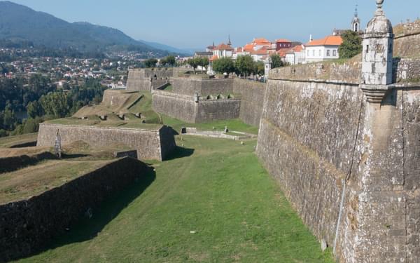 Central Camino: Valenca's Fort