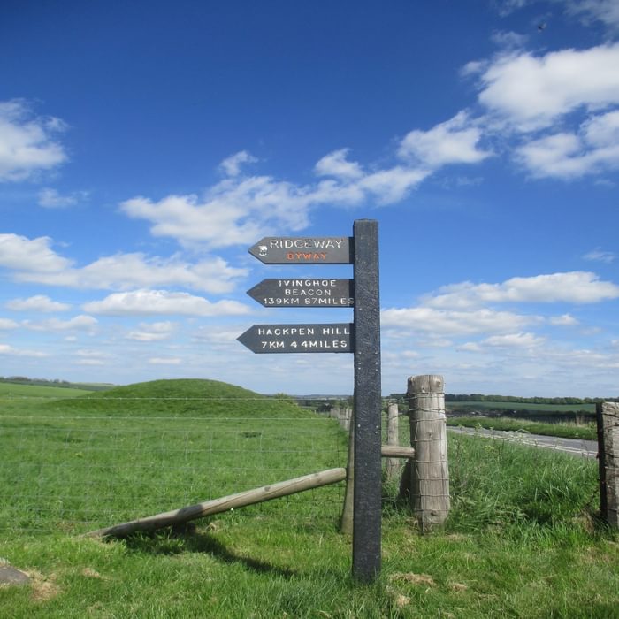 Signpost at the start of the walk