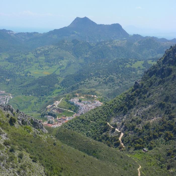 Descending towards Cortes de la Frontera