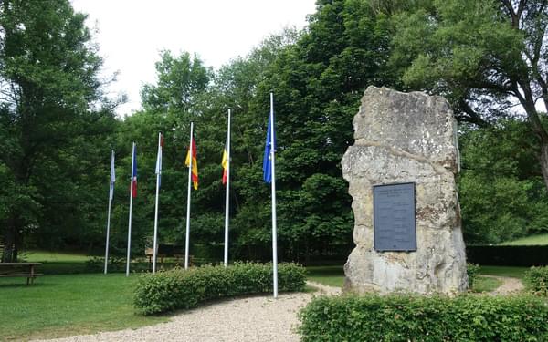 Monument commemorating signature of the Treaty of Rome (1957)