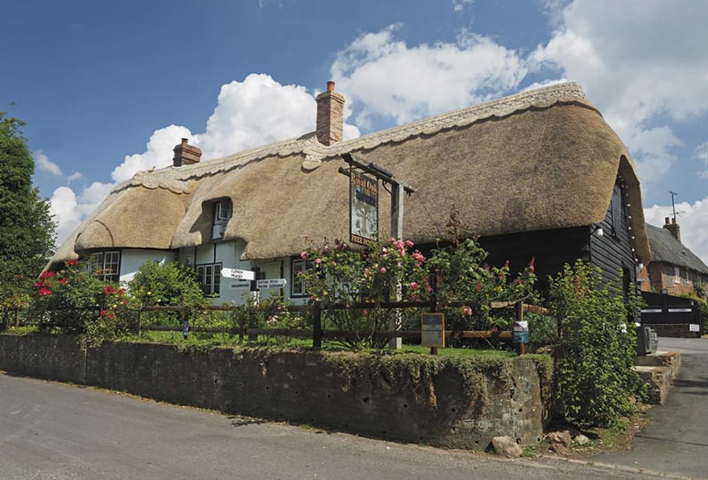 The thatched Royal Oak pub in Wootton Rivers