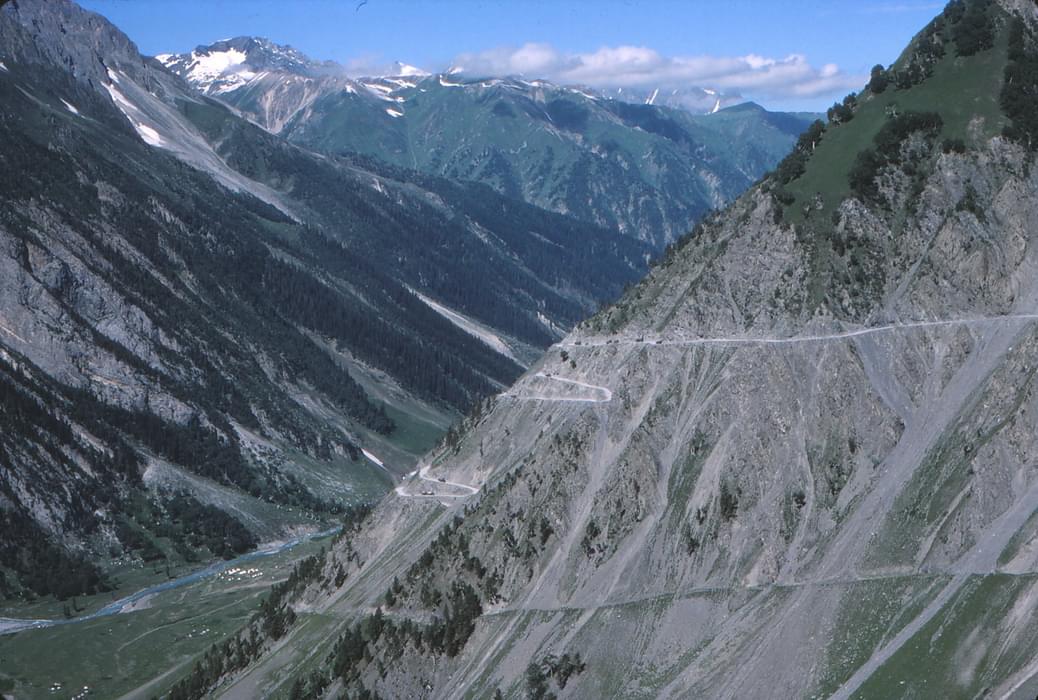 1 Zoji La Pass Between Kashmir And Leh In 1977