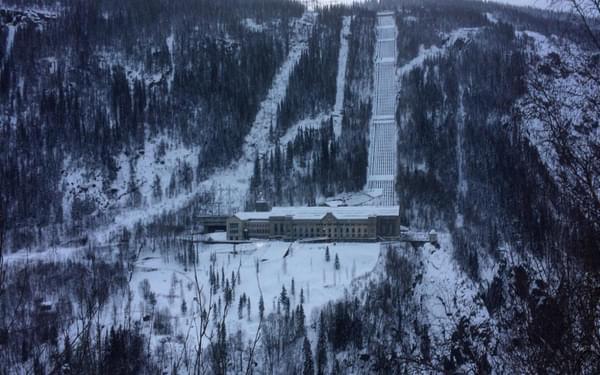 The famous Vemork hydroelectric power plant, now known as the Norwegian workers museum, sits where it did during the second world war. It now houses a museum for the Heroes of the Telemark.