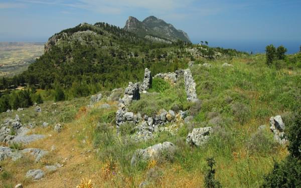 From the ruins the Kyrenia range rolled on into the distance