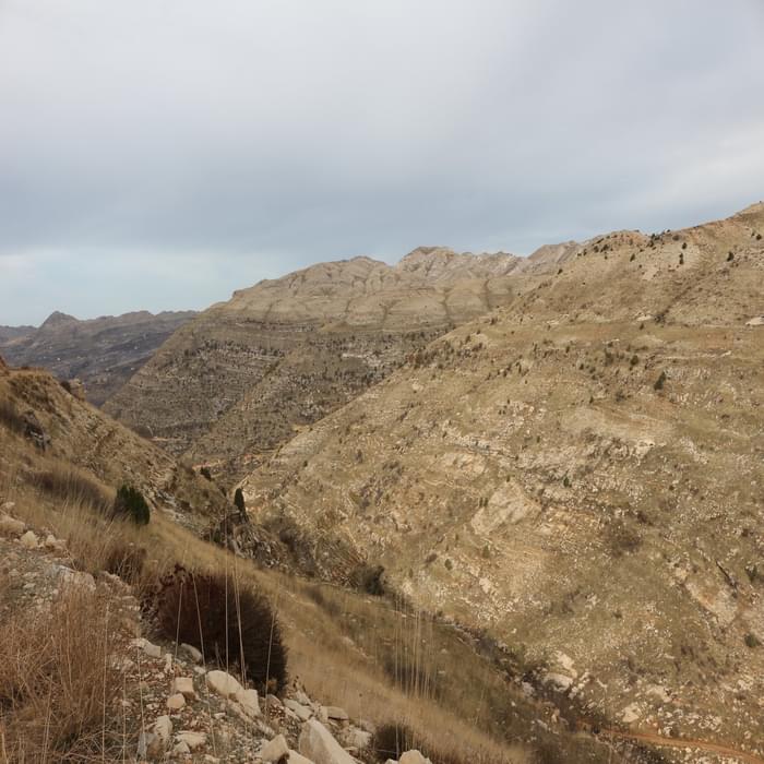 Climbing onto the escarpment above Aaqoura
