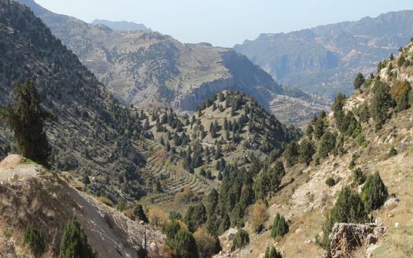 The start of the descent into Afqa